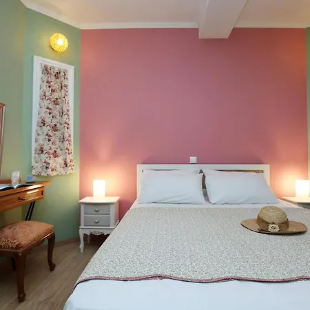 Fioro Old Town Apartment