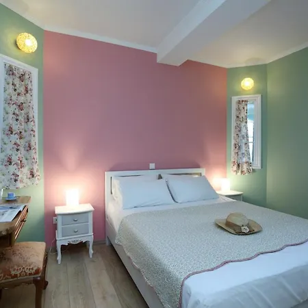 Fioro Old Town Apartment