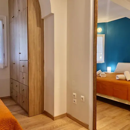 Fioro Old Town House 4 Pax Center 公寓