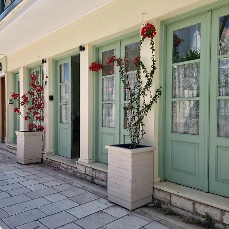 Fioro Old Town Apartment *